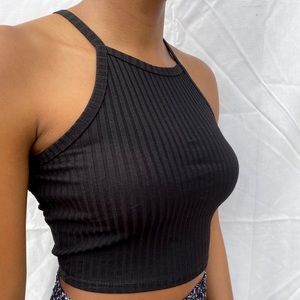 Black ribbed crop top